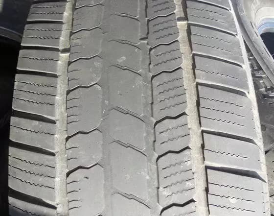 Tire tread photo sent by text